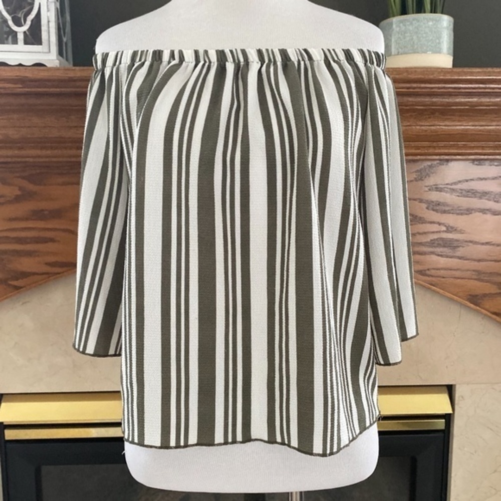 Ambiance Striped Off the Shoulder Top Sz. S